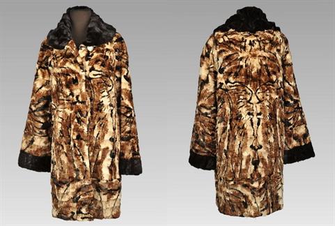 Stenciled sheared Mink with sheared Mink collar and cuffs Size 12 Length 35</BR><font size="+2">$750.00<font>