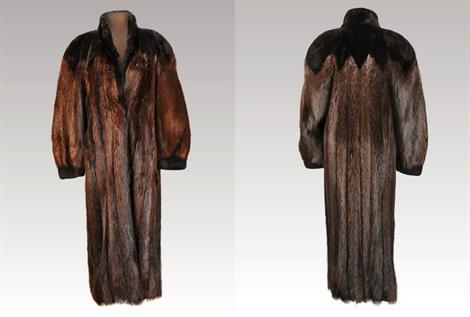 Long hair Beaver coat with sheared Beaver trim Size 12 Length 50</BR><font size="+2">$299.00<font>